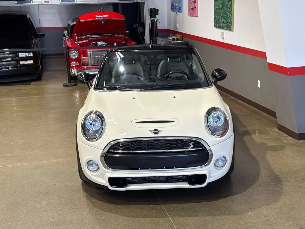 Used 2019 MINI Cooper S w/ Signature Upholstery Package FWD image 7