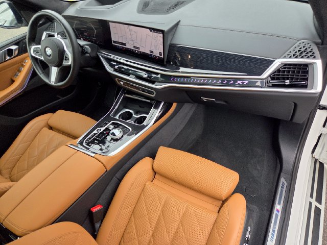 Certified 2025 BMW X7 xDrive40i w/ Executive Package AWD/4WD image 27