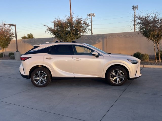 Used 2024 Lexus RX 350 Premium image 3