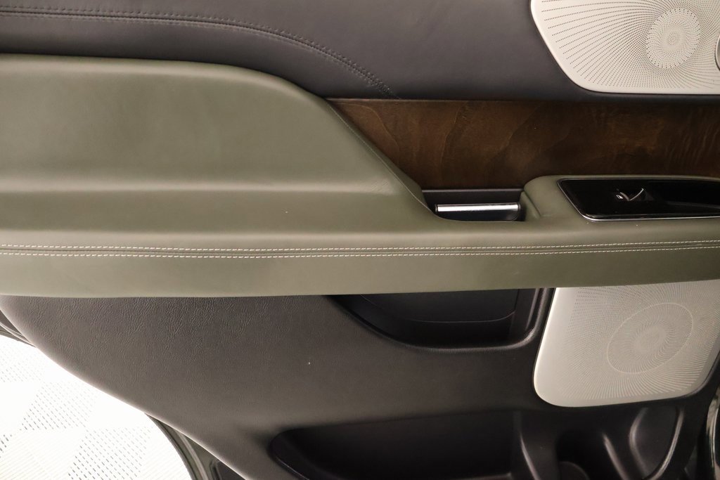 Used 2022 Lincoln Navigator Black Label image 19