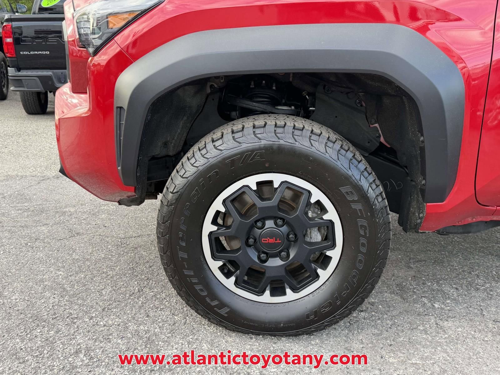 Used 2024 Toyota Tacoma TRD Off-Road AWD/4WD image 10