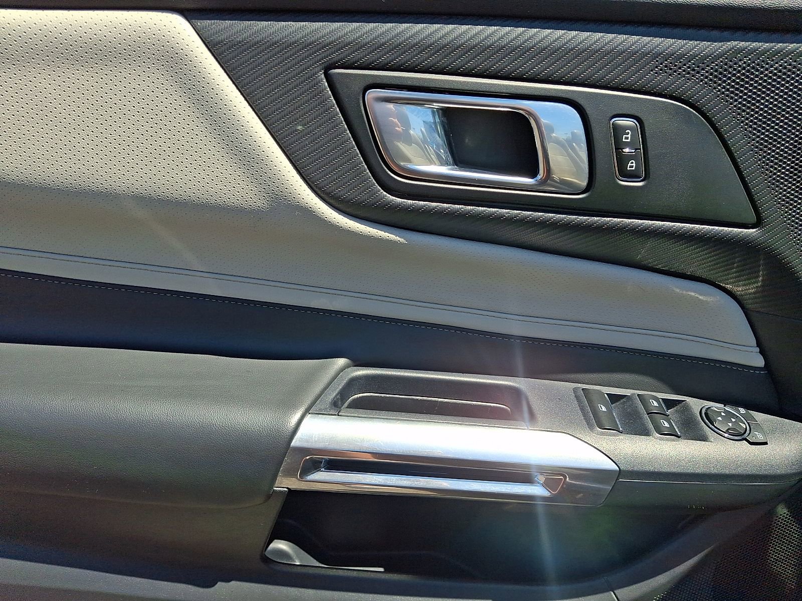 Used 2024 Ford Mustang Premium RWD image 15