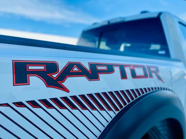 Used 2025 Ford F150 Raptor image 9