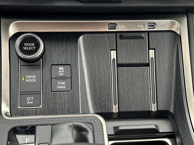 Used 2024 Lexus GX 550 image 26