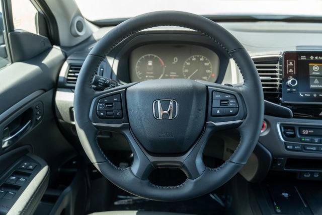 Used 2025 Honda Ridgeline RTL image 9