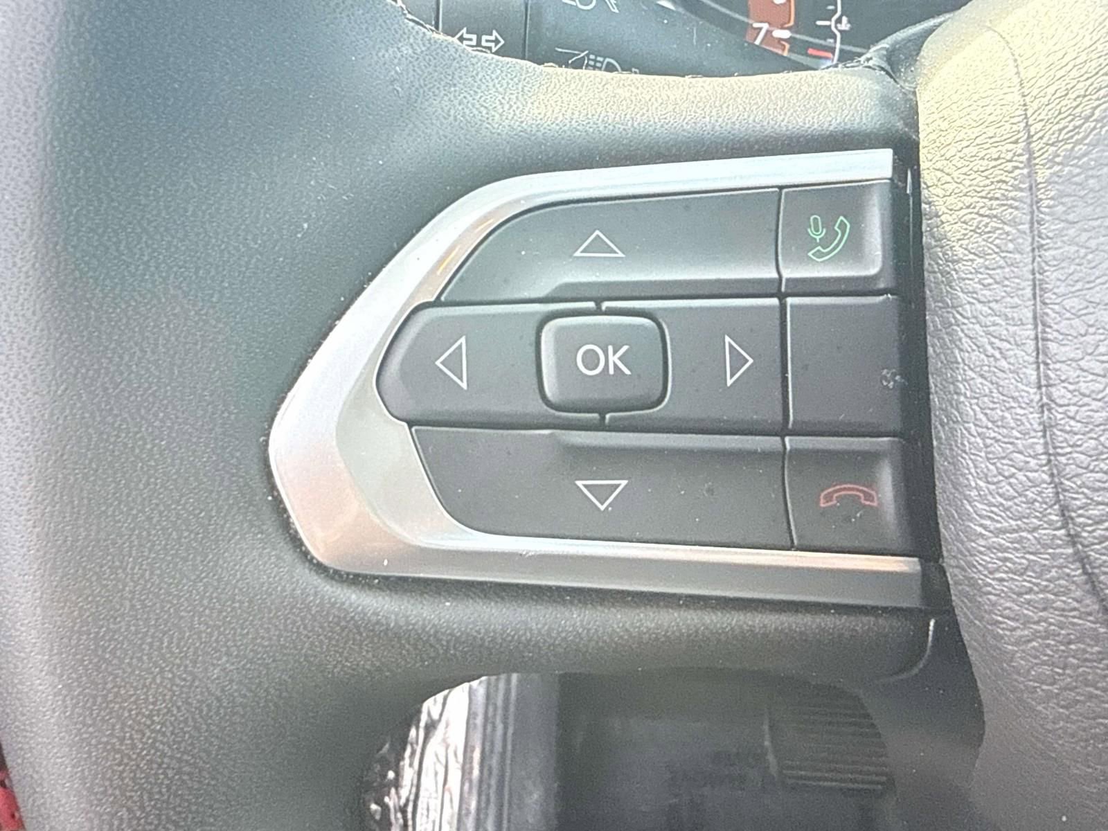 Used 2023 Jeep Compass Latitude w/ Sun and Sound Group image 22