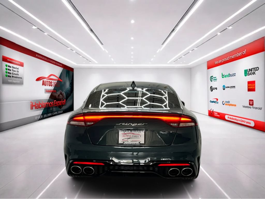 Used 2022 Kia Stinger GT1 RWD image 6