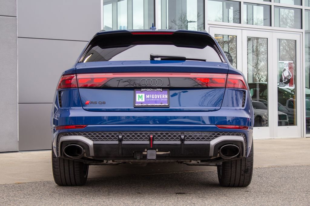 Used 2025 Audi RS Q8 performance image 9