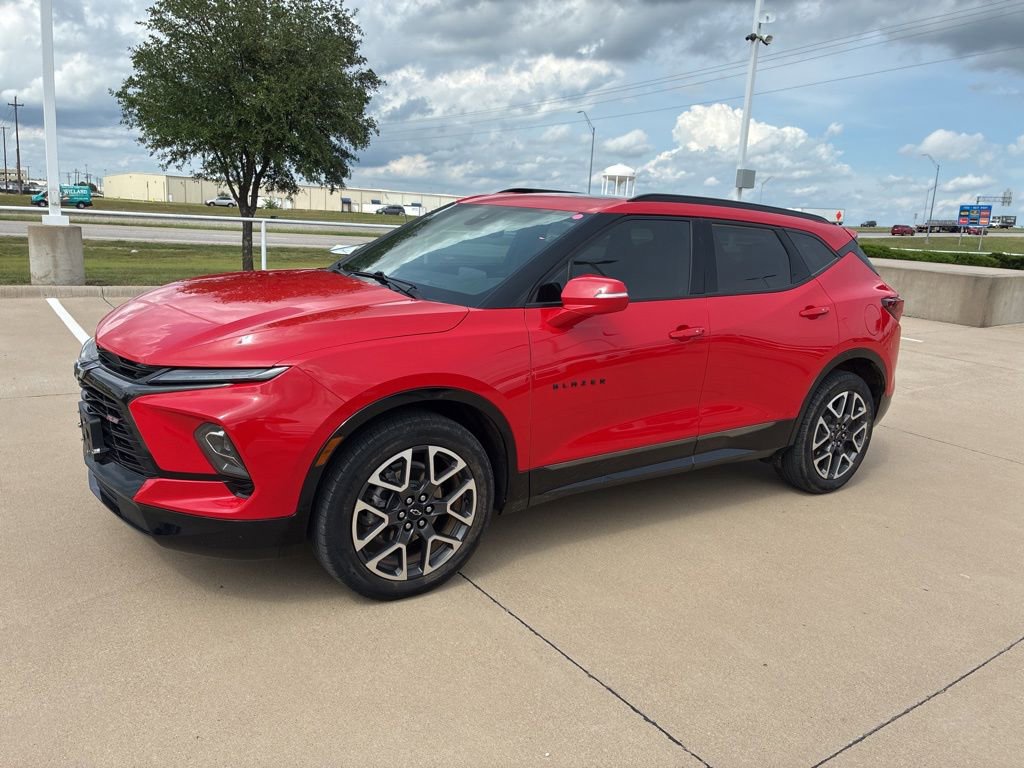 Used 2023 Chevrolet Blazer RS w/ Enhanced Convenience Package AWD/4WD video 1