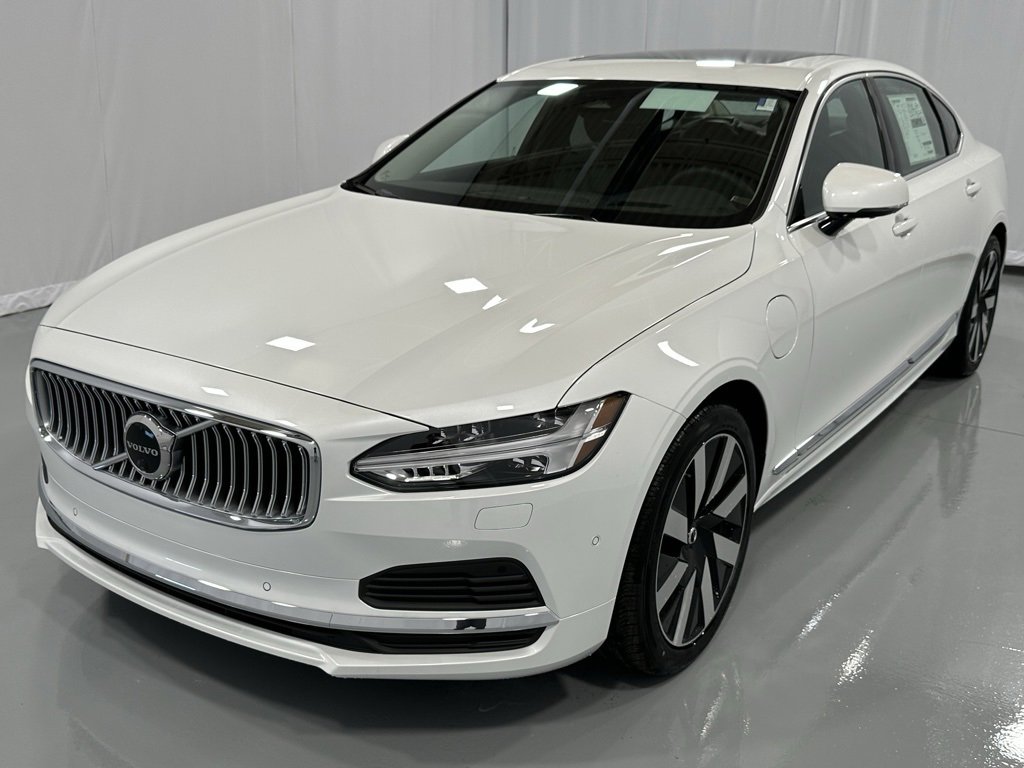 New 2024 Volvo S90 T8 Ultimate w/ Protection Package