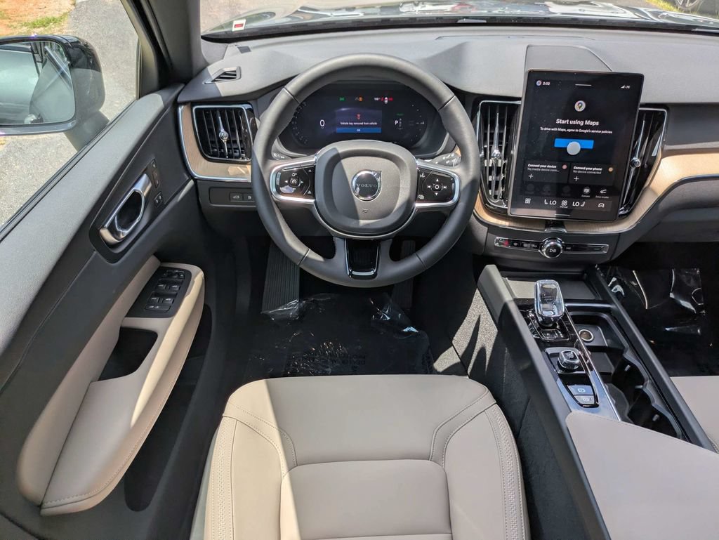 New 2026 Volvo XC60 T8 Core AWD/4WD image 17