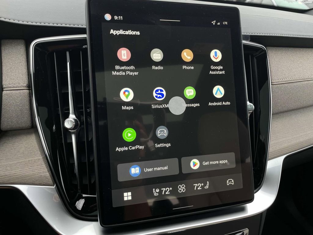 New 2026 Volvo XC90 B6 Plus w/ Protection Package Premier image 17