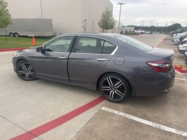 Used 2016 Honda Accord Sport image 5
