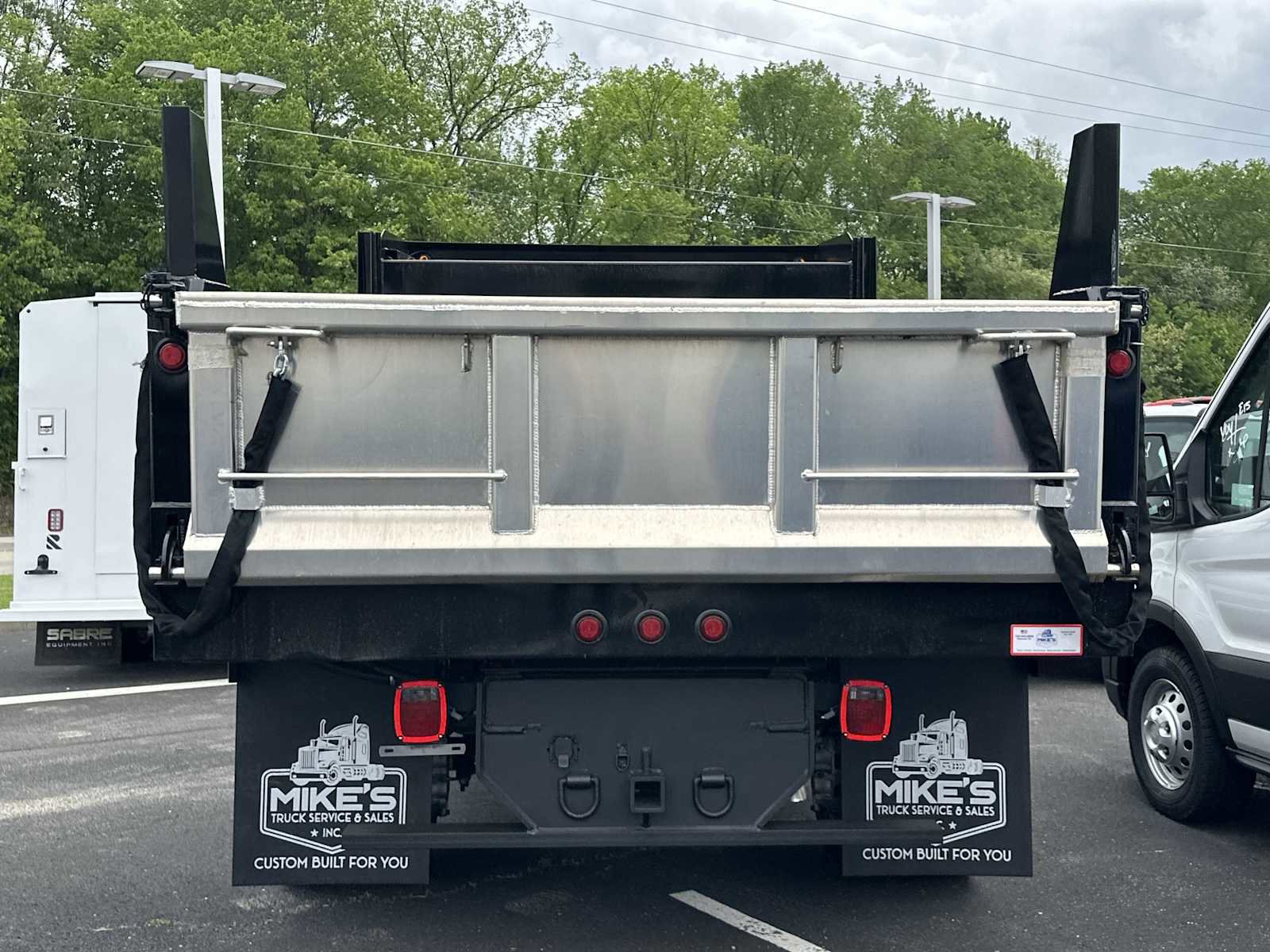 New 2025 Ford F450 XL w/ XL Chrome Package image 3