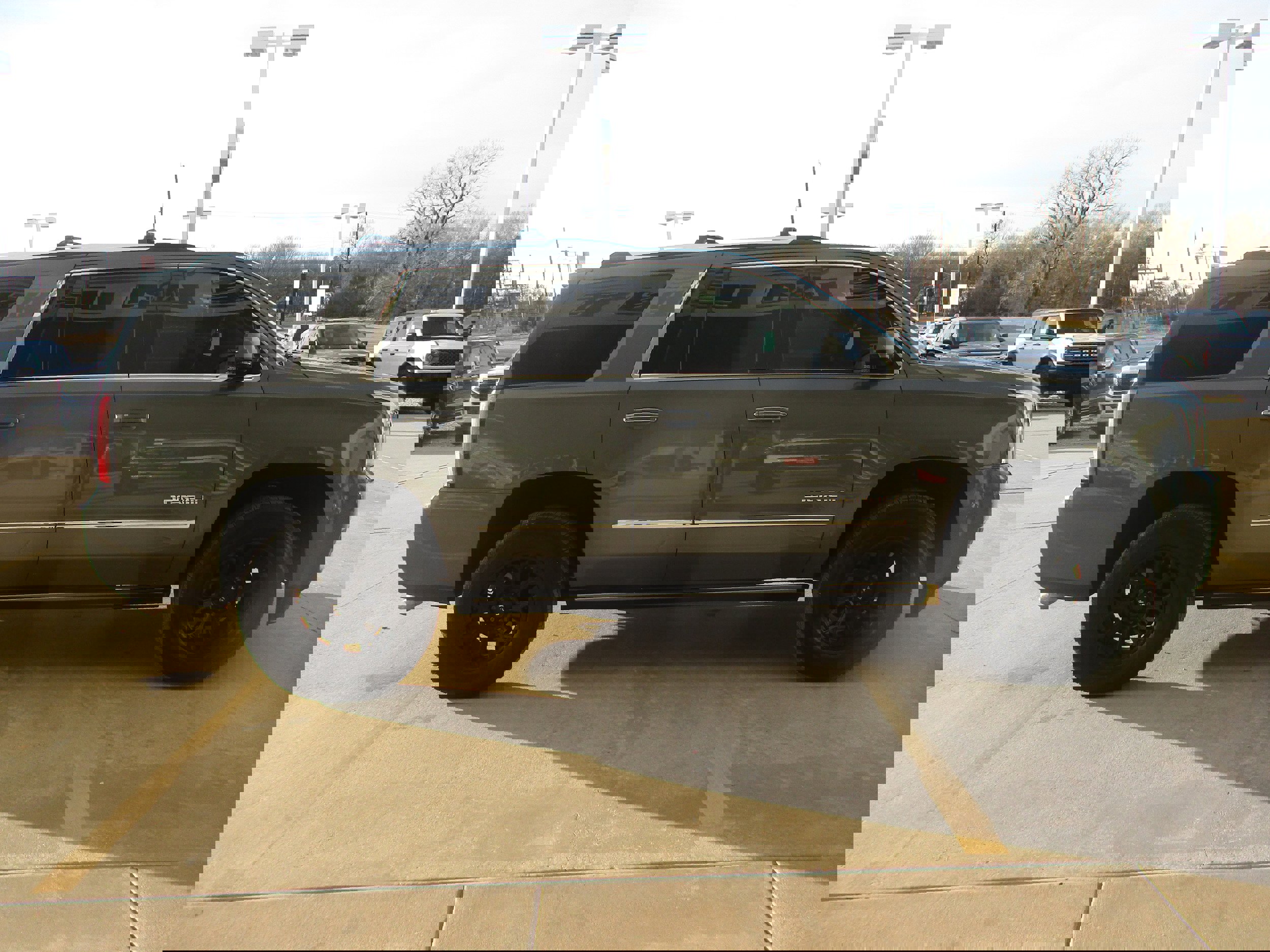 Used 2018 GMC Yukon Denali image 10