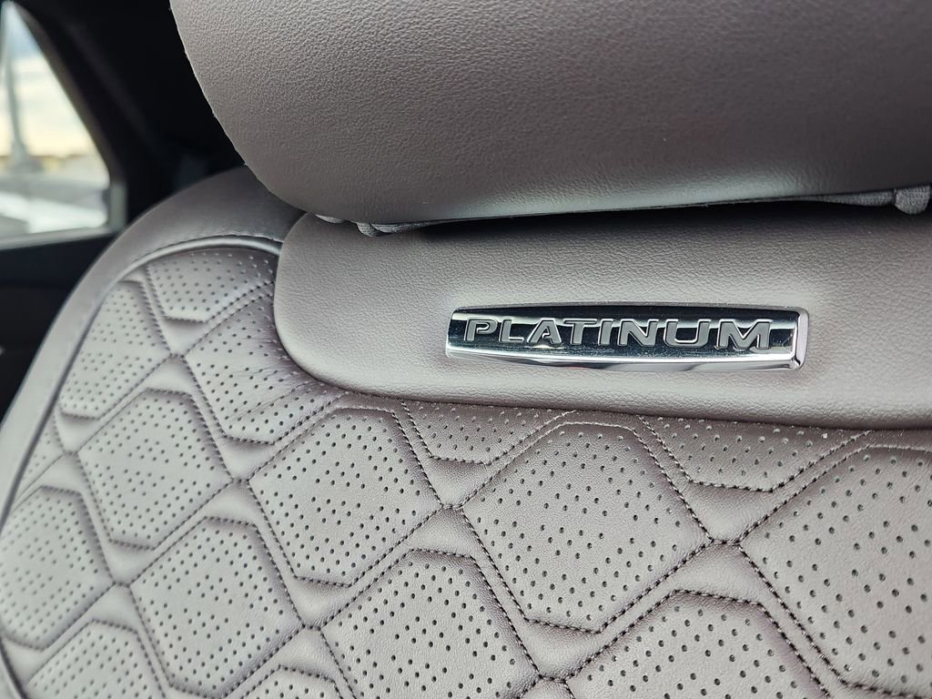 Used 2025 Ford Explorer Platinum w/ LUX Leather Package image 31