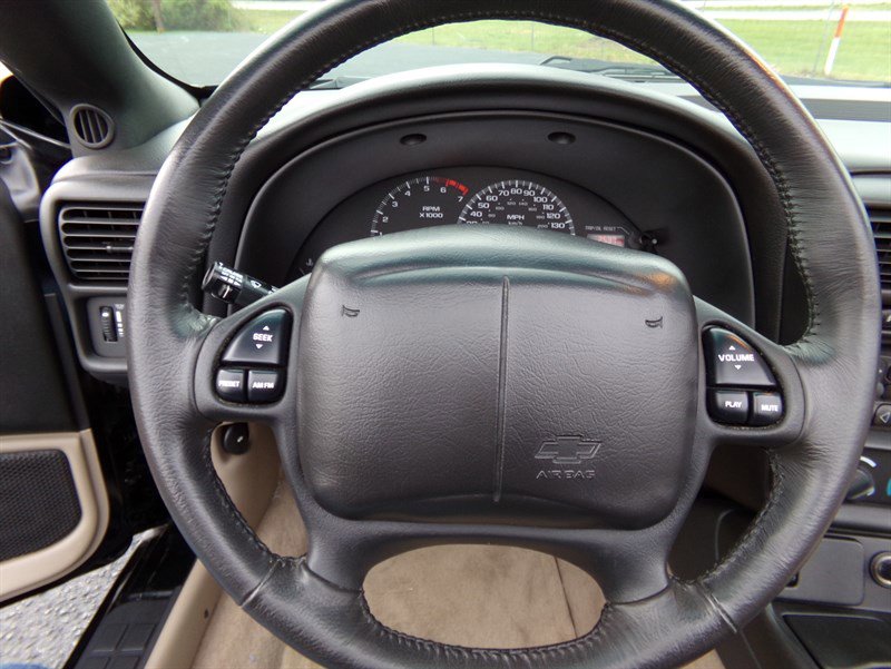 Used 2002 Chevrolet Camaro Z28 image 18