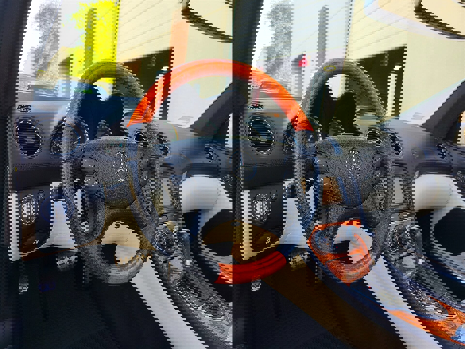 Used 2007 Mercedes-Benz SL 550 image 21