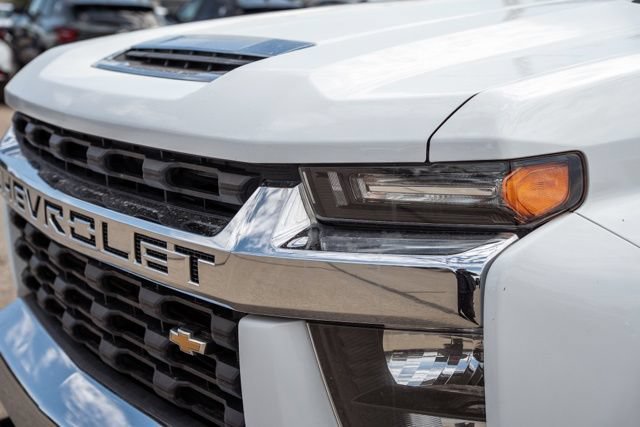 Used 2022 Chevrolet Silverado 2500 LT AWD/4WD image 14