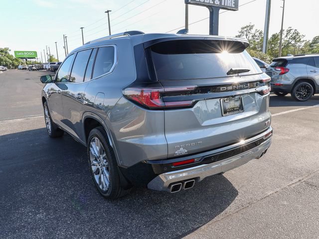Used 2025 GMC Acadia Denali w/ Super Cruise Package FWD image 7