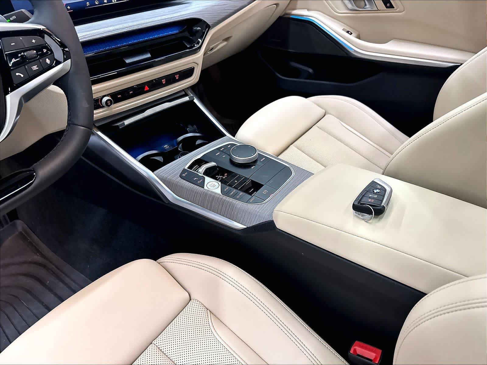 Used 2026 BMW 330i Sedan w/ Premium Package RWD image 19