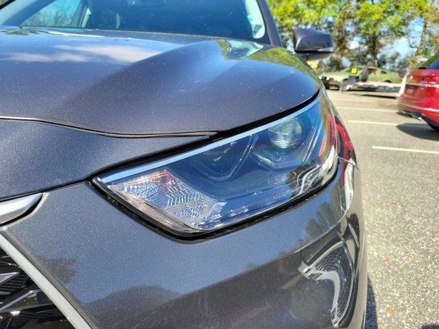 Used 2022 Toyota Highlander XLE image 16