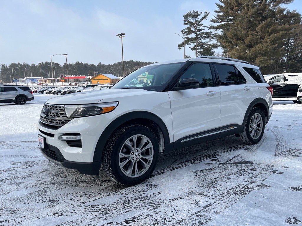 Used 2022 Ford Explorer Limited w/ Equipment Group 301A image 3