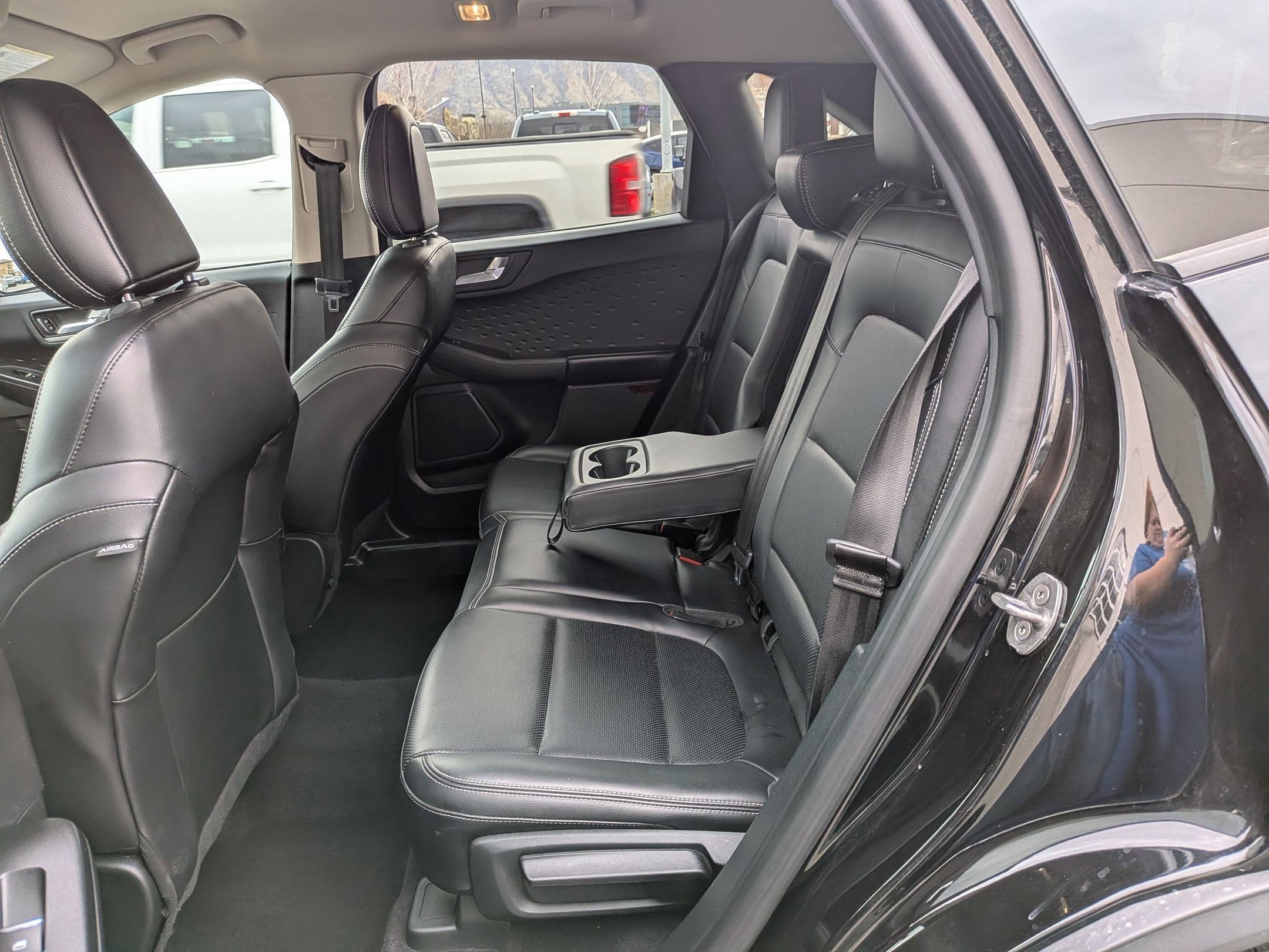 Used 2020 Ford Escape SEL image 32