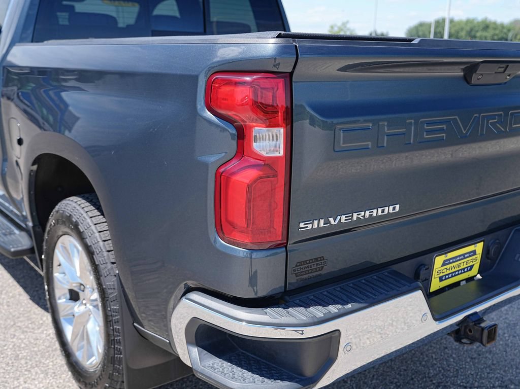 Used 2020 Chevrolet Silverado 1500 LTZ w/ LTZ Plus Package AWD/4WD image 9