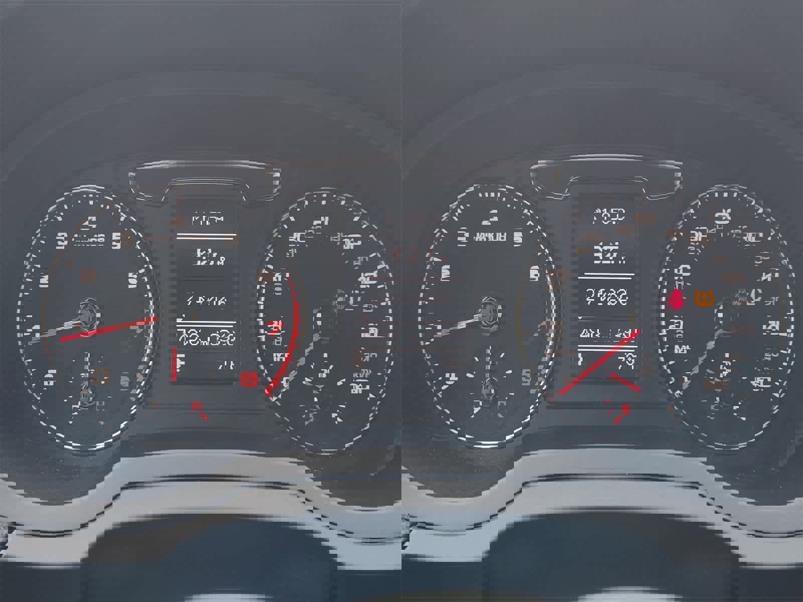 Used 2017 Audi Q3 2.0T Premium Plus w/ Premium Plus Package image 15