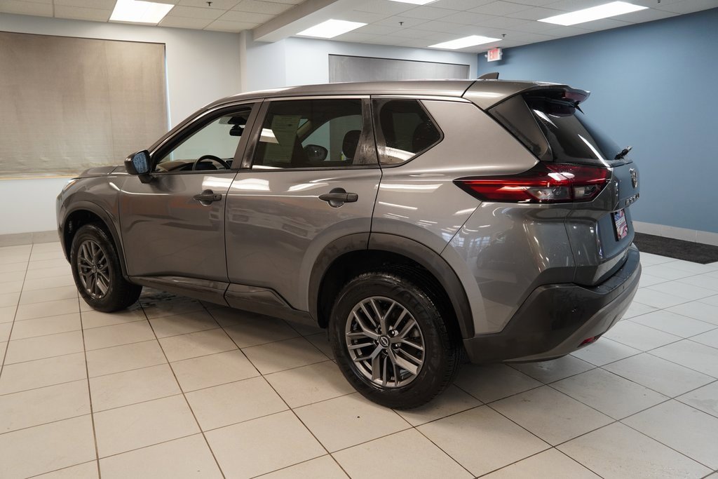 Used 2023 Nissan Rogue S image 7