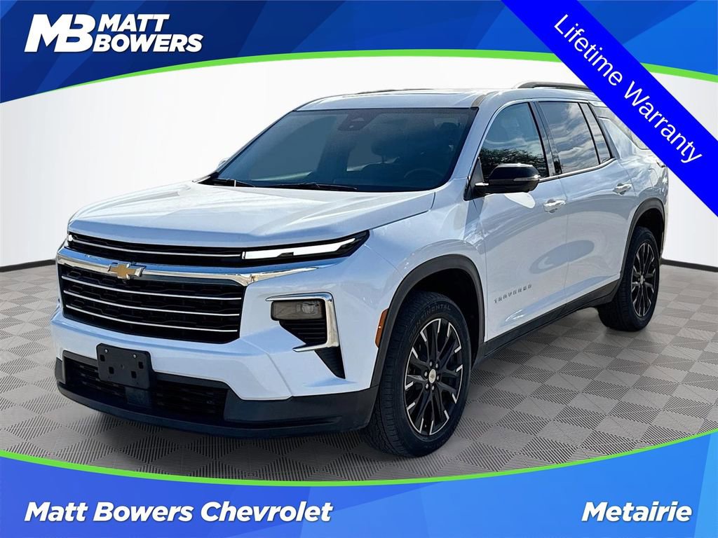 Used 2025 Chevrolet Traverse LT w/ Sun and Wheel Package image 1