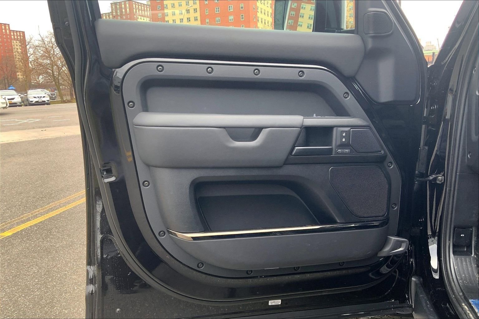 New 2026 Land Rover Defender 110 OCTA image 10