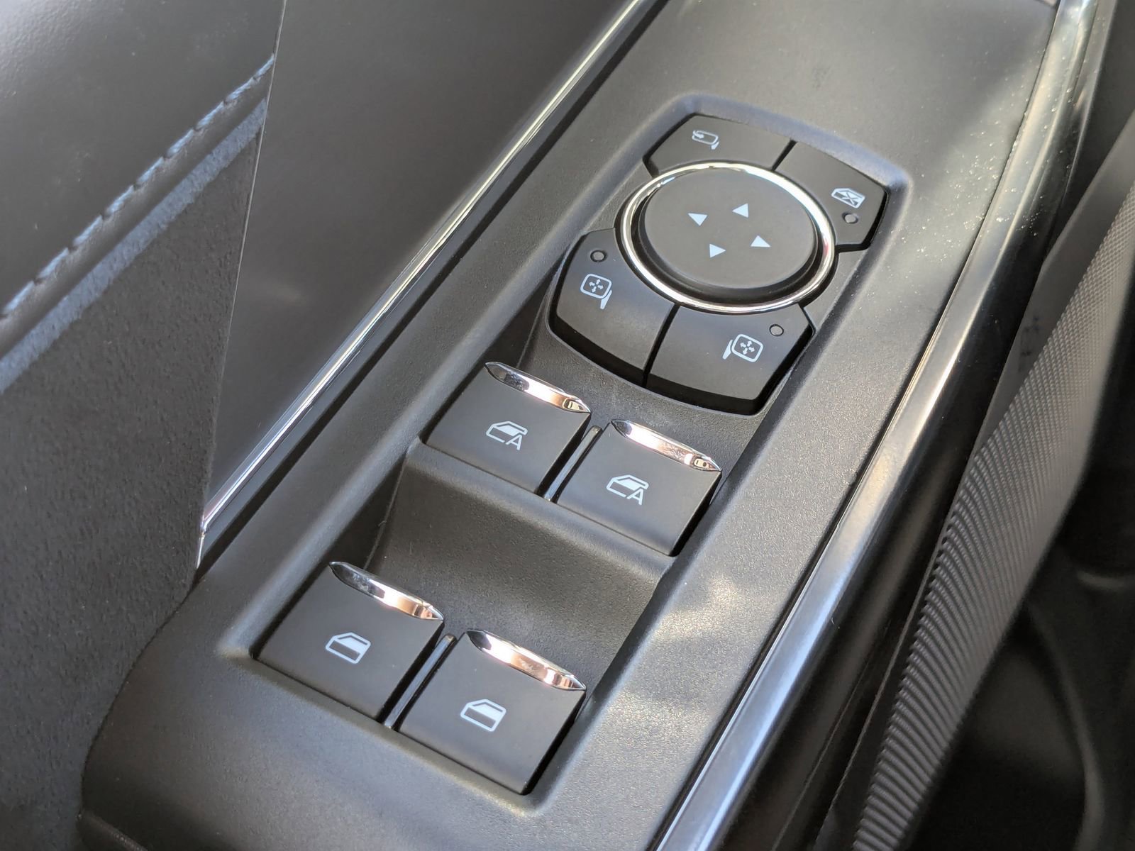 New 2025 Ford F150 Platinum w/ FX4 Off-Road Package image 25