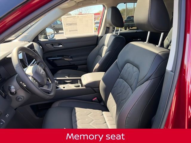 New 2026 Nissan Pathfinder Platinum image 15