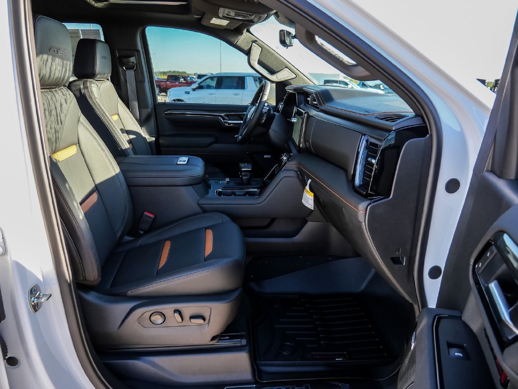 New 2026 GMC Sierra 1500 AT4 w/ Technology Package AWD/4WD image 24