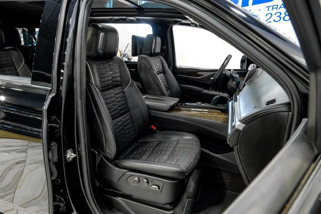 Used 2022 Cadillac Escalade ESV Sport Platinum w/ Heavy-Duty Trailer Package AWD/4WD image 57
