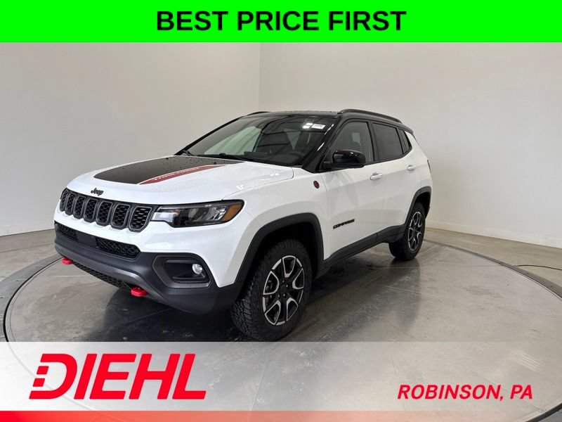 New 2026 Jeep Compass Trailhawk w/ Sun, Sound & Navigation Group AWD/4WD image 3