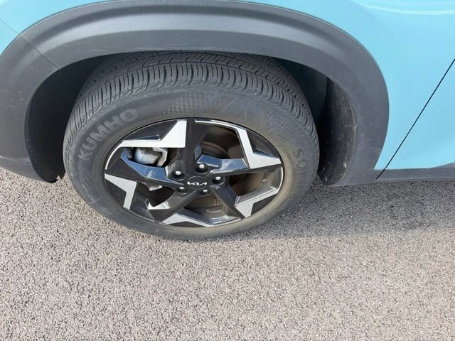 Used 2024 Kia Seltos EX AWD/4WD image 4