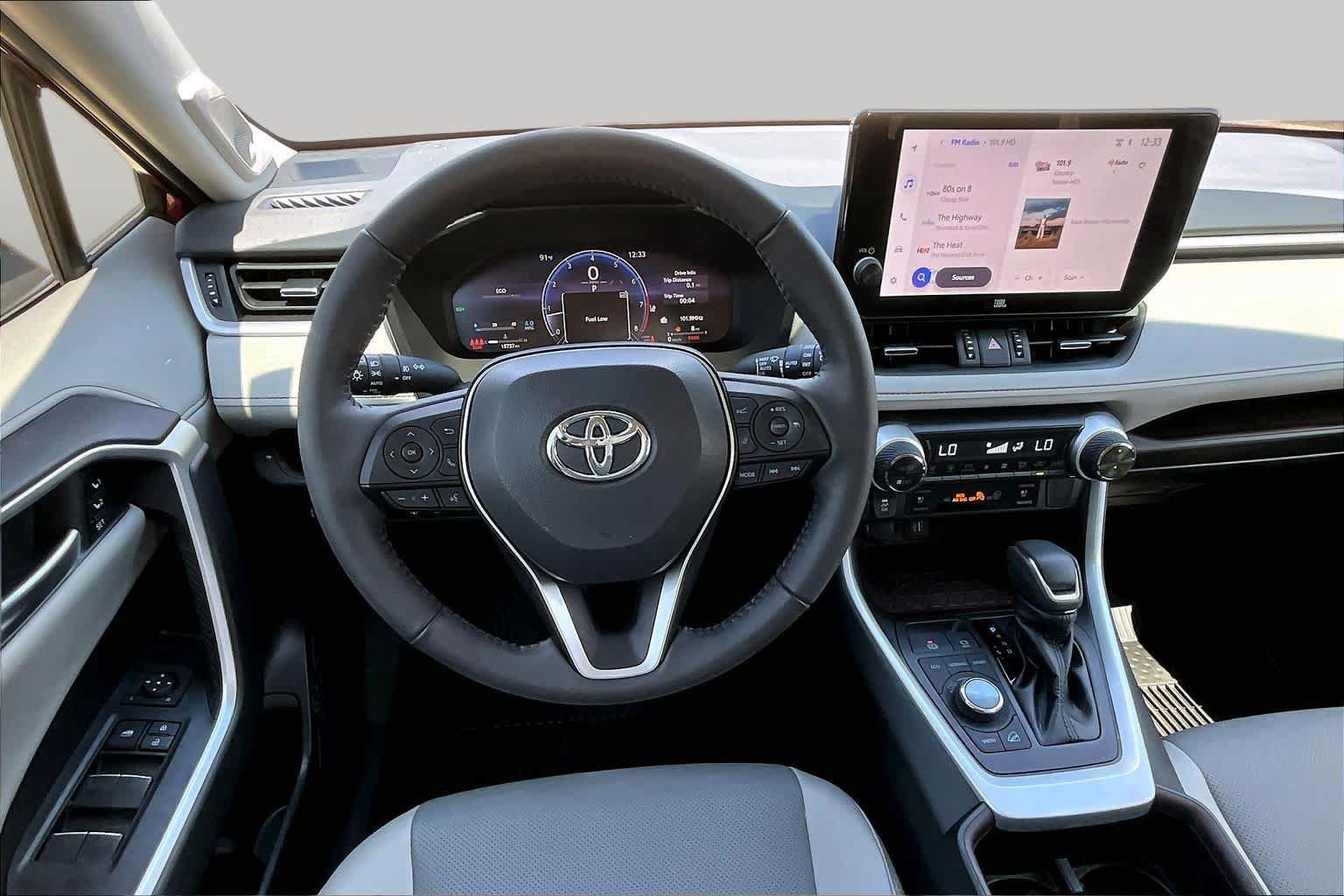 Used 2023 Toyota RAV4 Limited w/ Limited Grade Weather Package AWD/4WD image 6