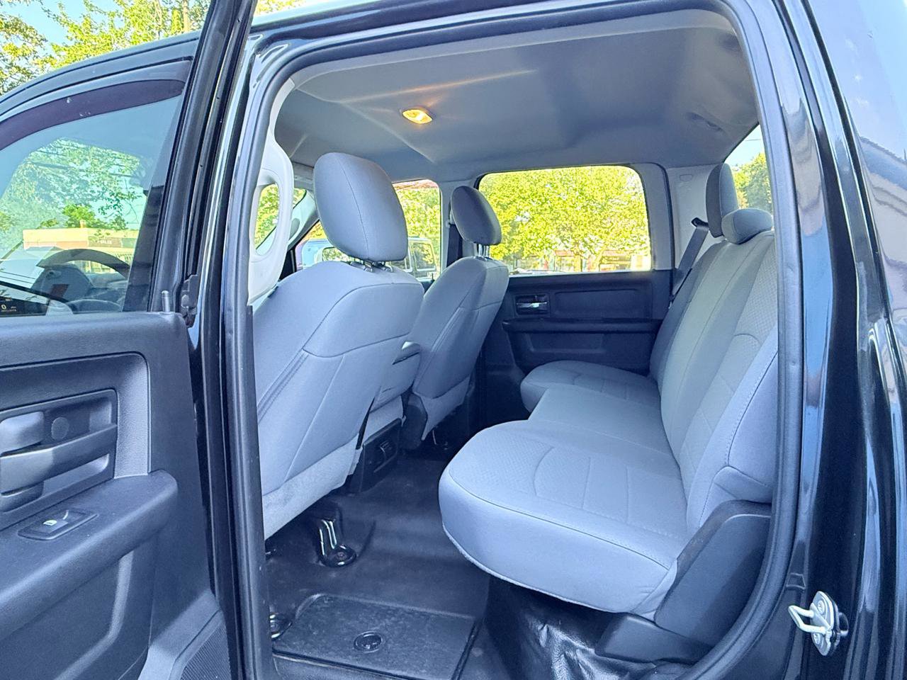 Used 2017 RAM 2500 Tradesman w/ Popular Equipment Group AWD/4WD image 15
