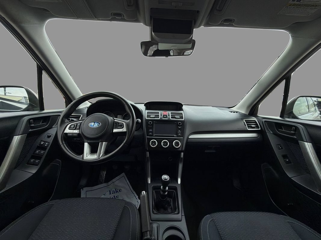 Used 2018 Subaru Forester 2.5i AWD/4WD image 9
