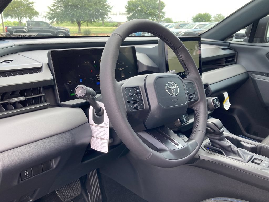 New 2026 Toyota RAV4 SE FWD image 1