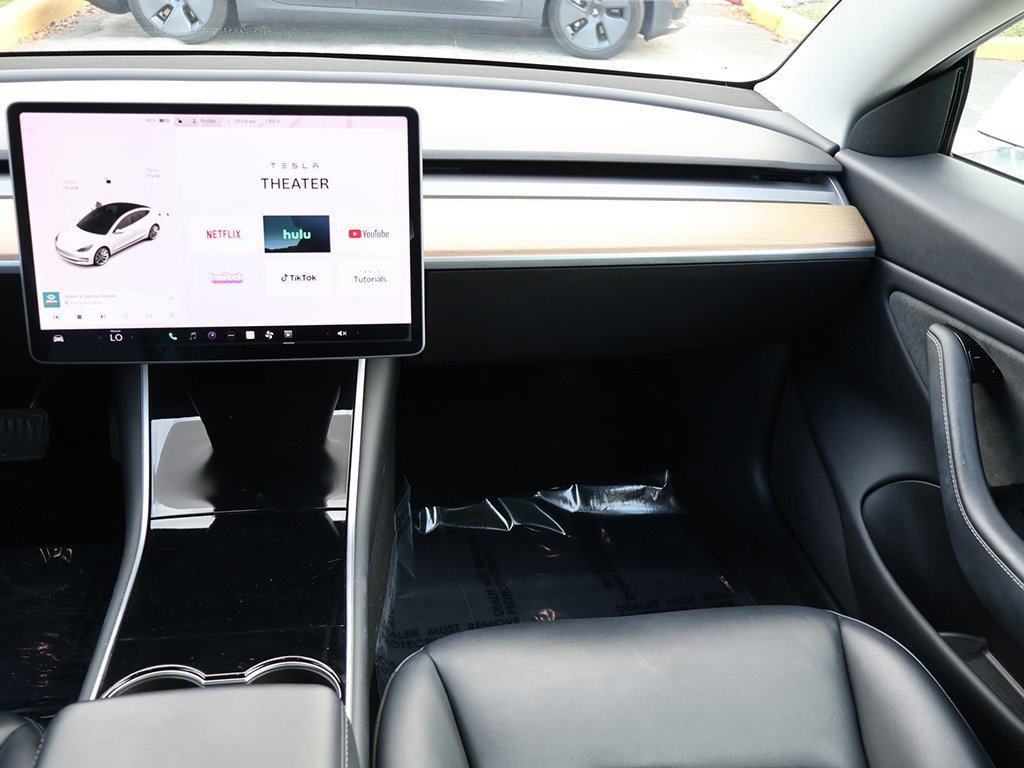 Used 2019 Tesla Model 3 Long Range image 41