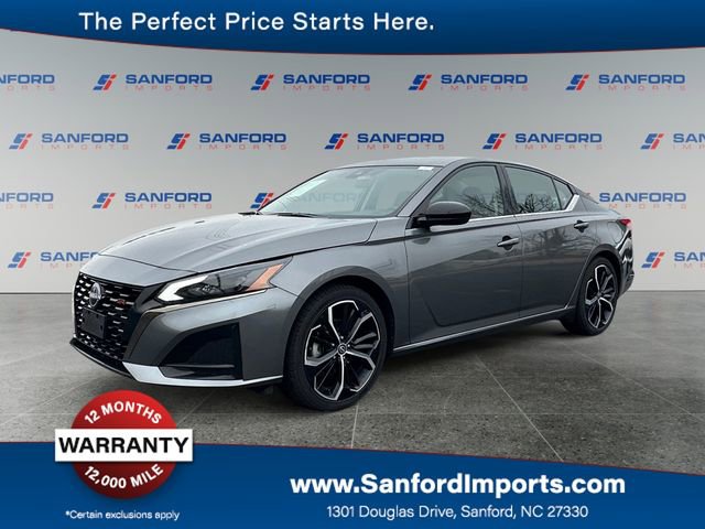 Used 2024 Nissan Altima 2.5 SR image 1