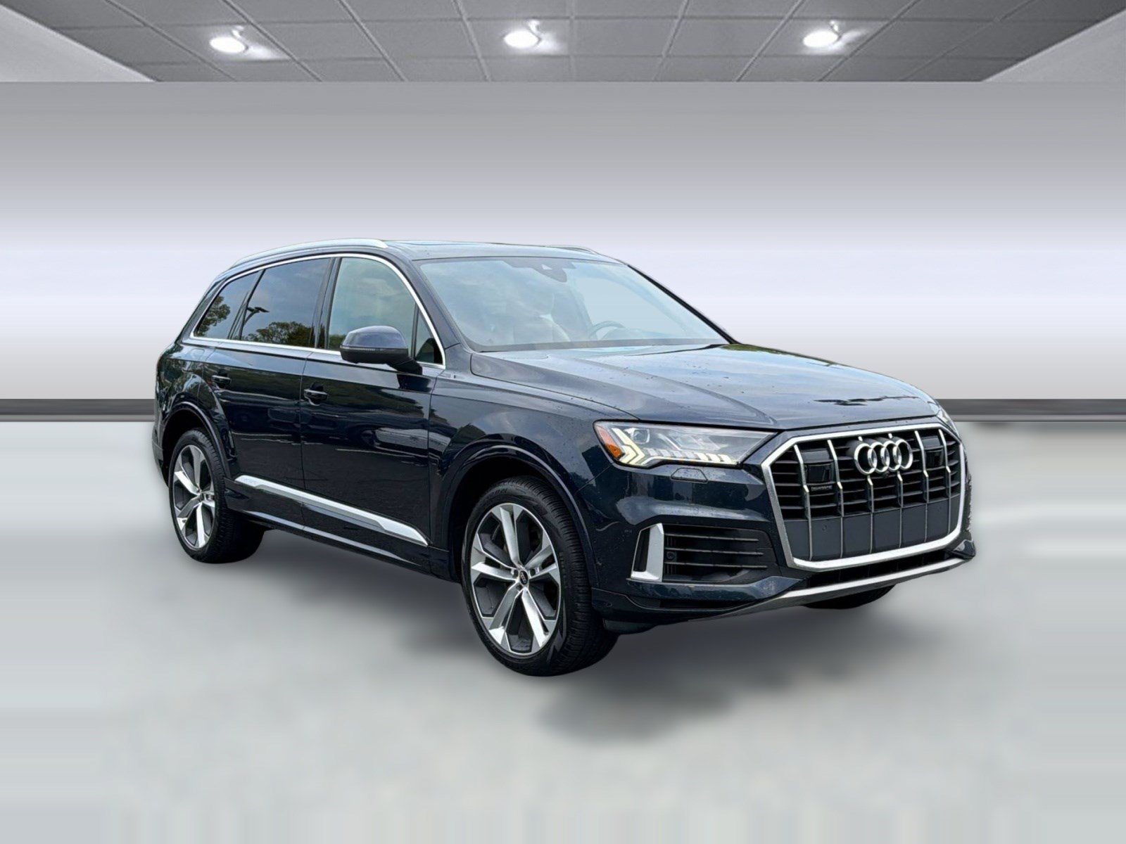 Used 2023 Audi Q7 3.0T Premium Plus w/ Premium Plus Package AWD/4WD image 7