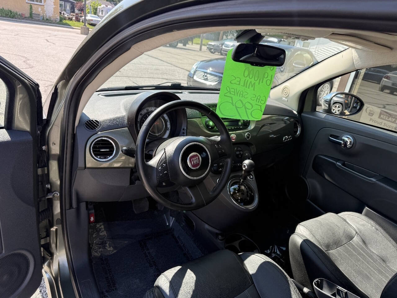Used 2012 FIAT 500 Lounge w/ Luxury Leather Pkg FWD image 13