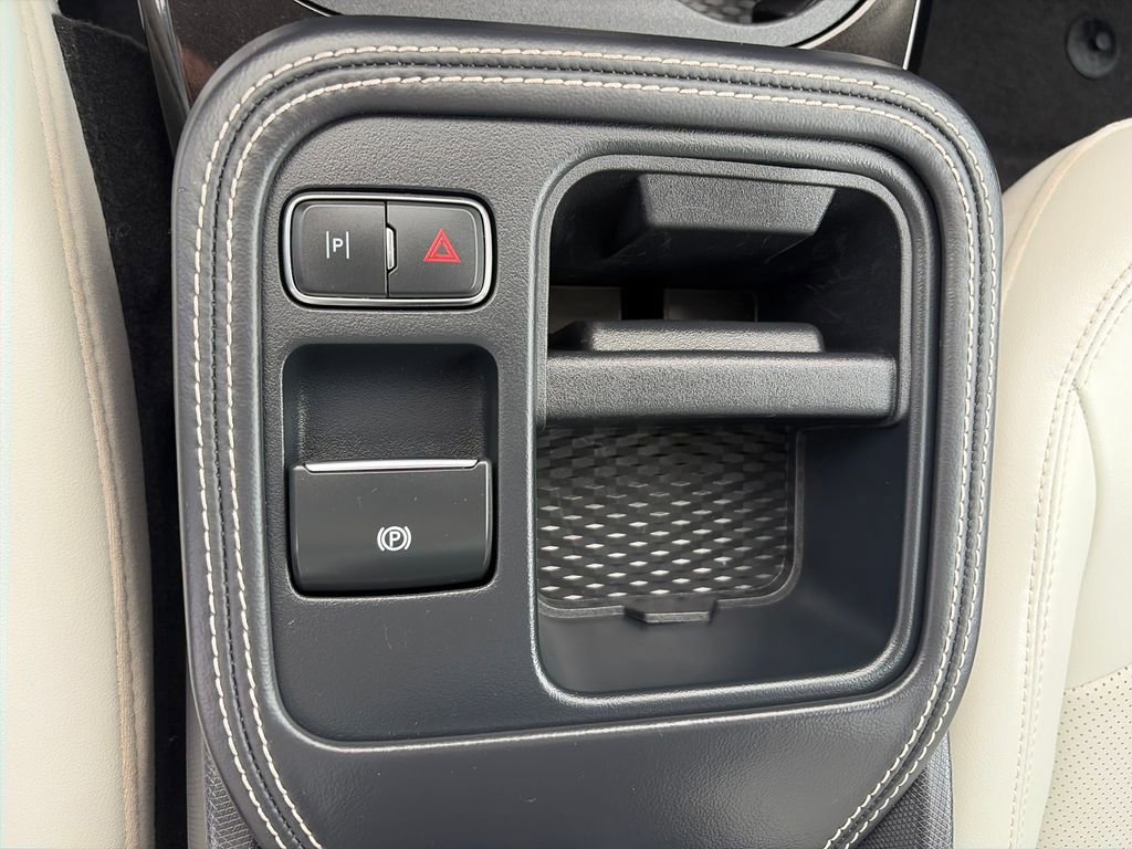 Used 2025 Ford Mustang Mach-E Premium image 23