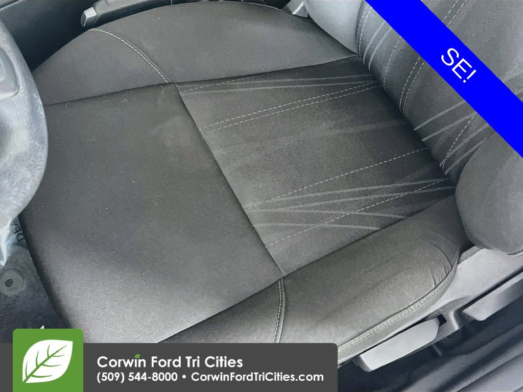 Used 2015 Ford Focus SE FWD image 22