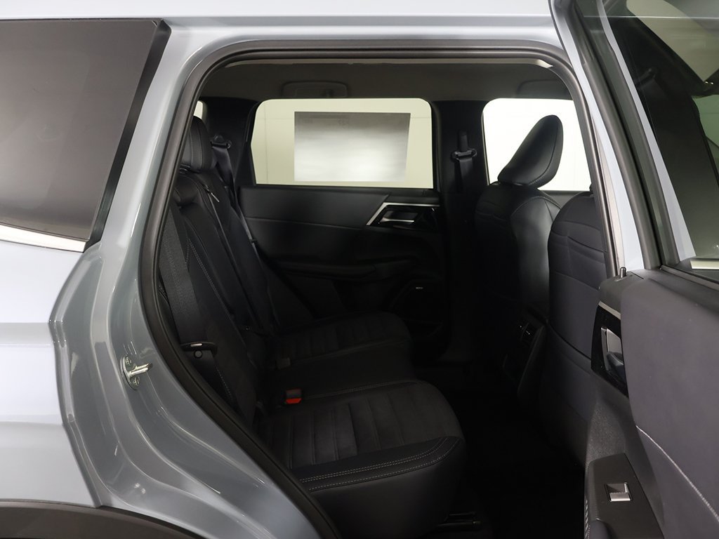New 2026 Mitsubishi Outlander SE AWD/4WD image 34